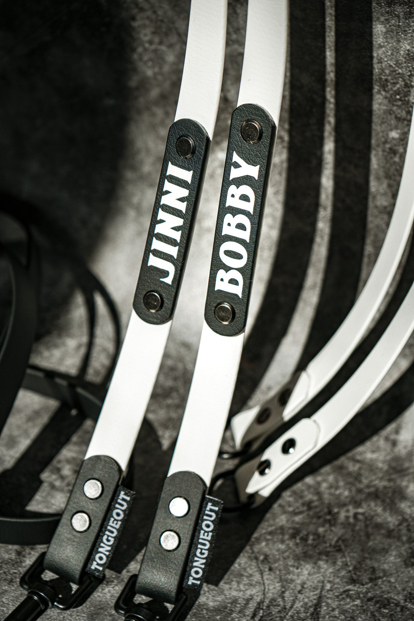 ハンズフリーリード – The TONGUE OUT co.